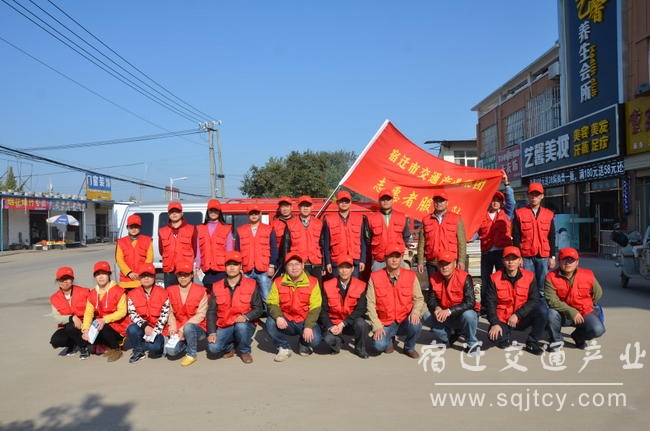 集團(tuán)綜合部開展十番社區(qū)創(chuàng)建全國文明城市社區(qū)宣傳服務(wù)活動(dòng)1.JPG